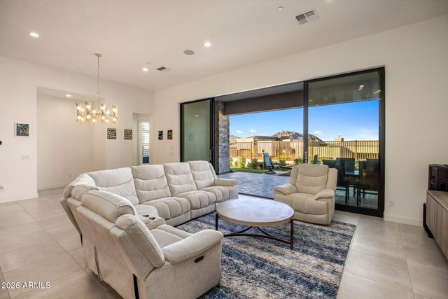 12418 E TROON VISTA Drive, Scottsdale, AZ 85255