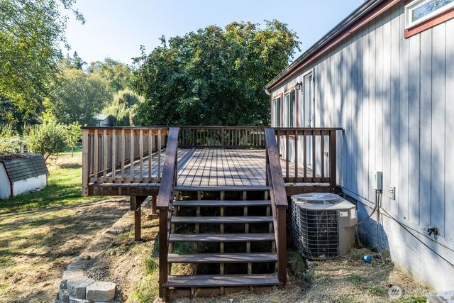 12611 NE Douglas Dr, Kingston, WA 98346