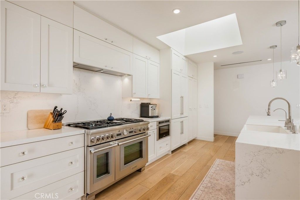2 Maritime Drive, Corona Del Mar, CA 92625 — photo 5