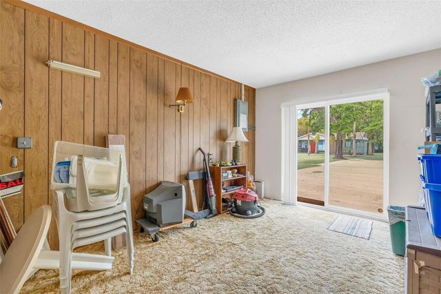 805 E 11TH AVENUE, New Smyrna Beach, FL 32169