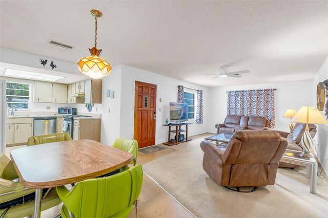 805 E 11TH AVENUE, New Smyrna Beach, FL 32169