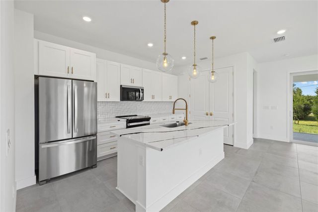 7443 S SEAGRAPE ROAD, Punta Gorda, FL 33955