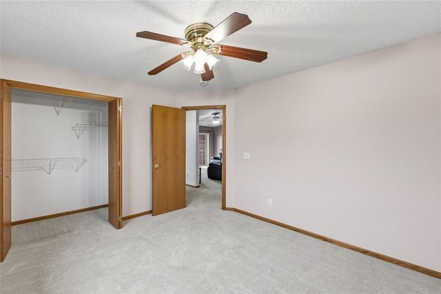 3060 Wilson Avenue SW 10, Cedar Rapids, IA 52404