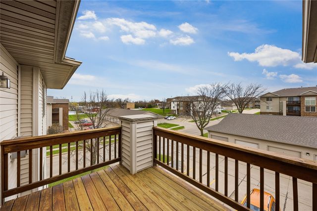 3060 Wilson Avenue SW 10, Cedar Rapids, IA 52404