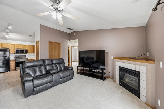 3060 Wilson Avenue SW 10, Cedar Rapids, IA 52404
