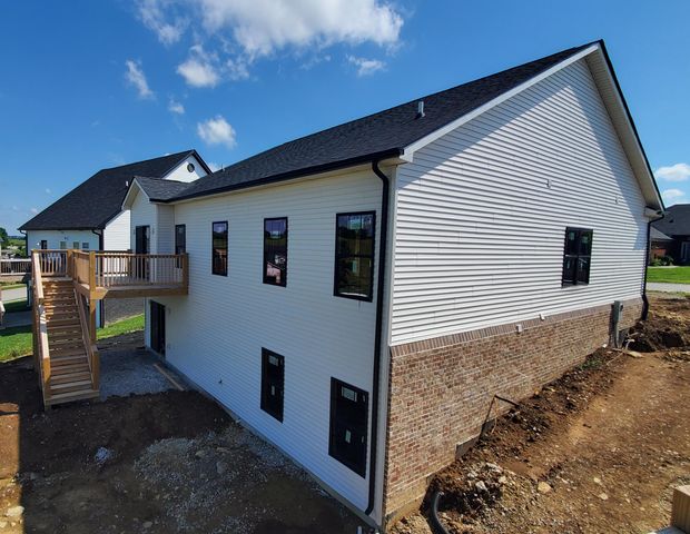 2013 Thorntree Lane, Lawrenceburg, KY 40342