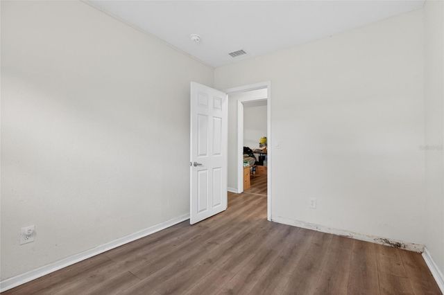 128 E 145TH AVENUE, Tampa, FL 33613