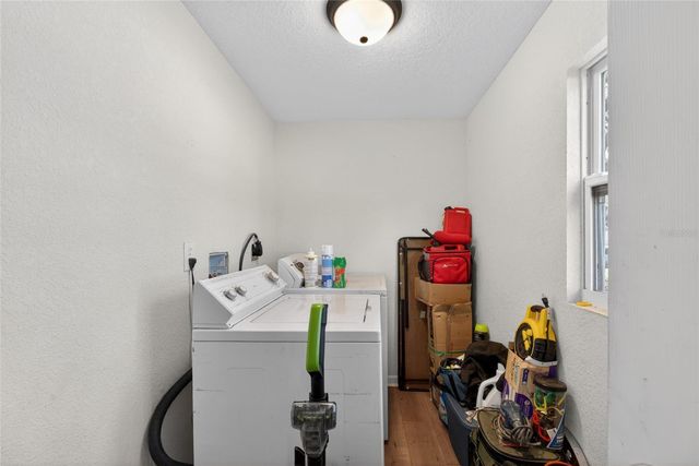 128 E 145TH AVENUE, Tampa, FL 33613