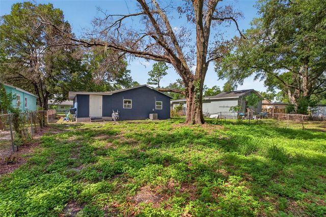 128 E 145TH AVENUE, Tampa, FL 33613