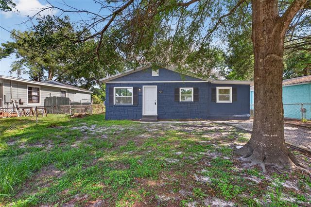 128 E 145TH AVENUE, Tampa, FL 33613