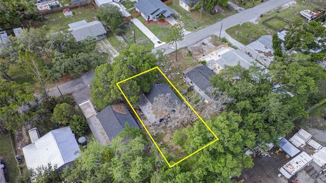 128 E 145TH AVENUE, Tampa, FL 33613