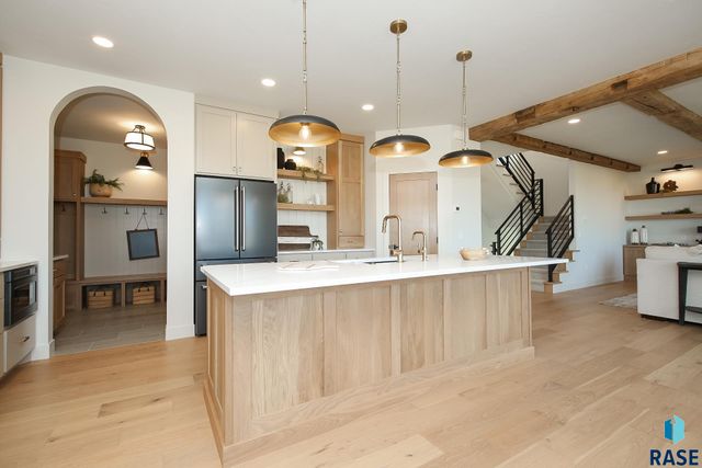 2408 S Galena Ct Court, Sioux Falls, SD 57110