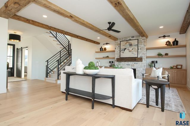 2408 S Galena Ct Court, Sioux Falls, SD 57110