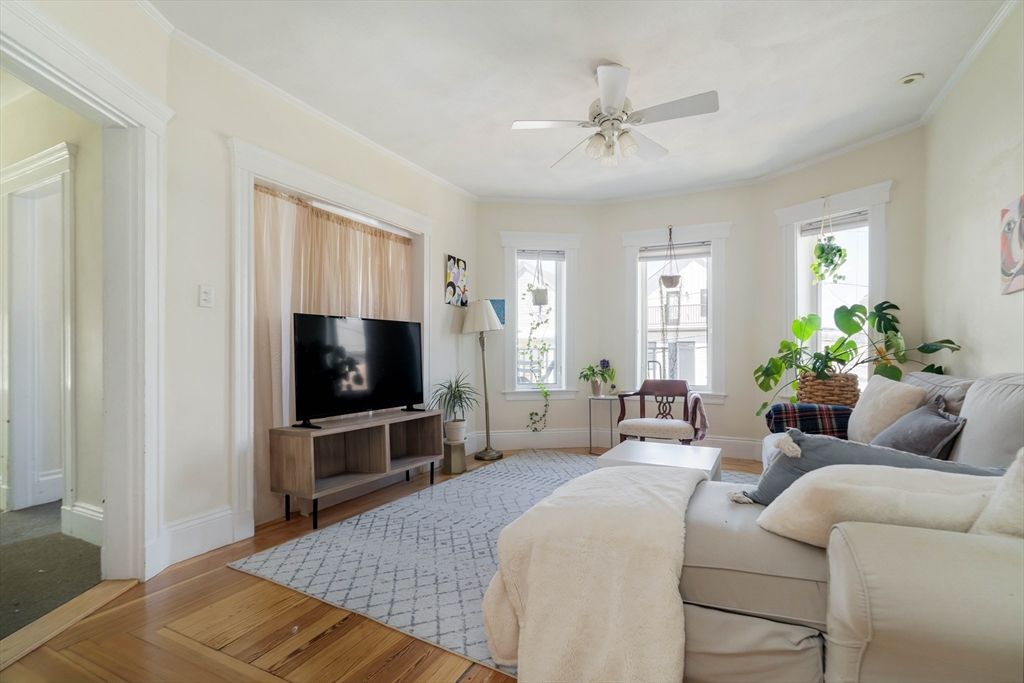 26 Princeton St 26, Medford, MA 02155