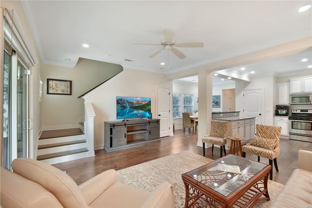 510 Mariners Circle, St Simons Island, GA 31522