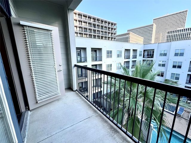 3660 Richmond Avenue 211, Houston, TX 77046