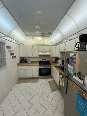 1810 SW 81st Ave 2215, North Lauderdale, FL 33068