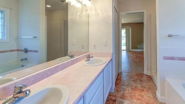 816 W 8th Street Circle, Lynn Haven, FL 32444