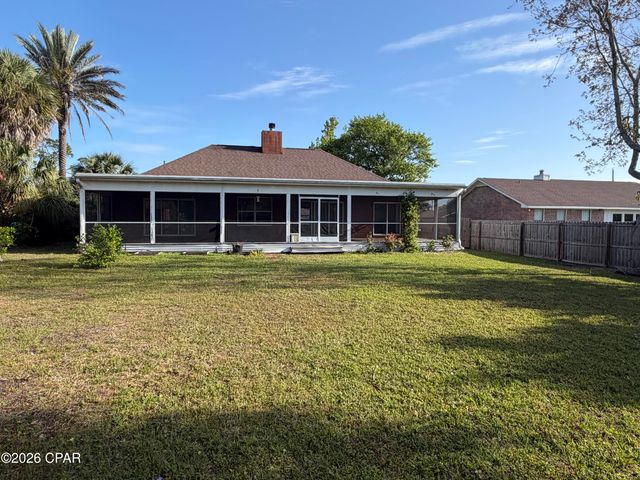 816 W 8th Street Circle, Lynn Haven, FL 32444