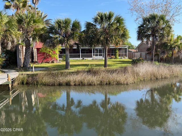 816 W 8th Street Circle, Lynn Haven, FL 32444