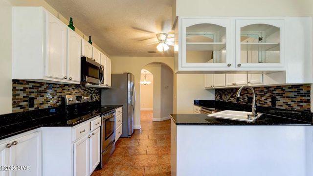 816 W 8th Street Circle, Lynn Haven, FL 32444