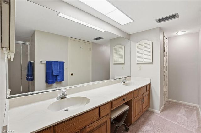 11 Bluebill AVE # 203, Naples, FL 34108