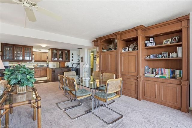 11 Bluebill AVE # 203, Naples, FL 34108