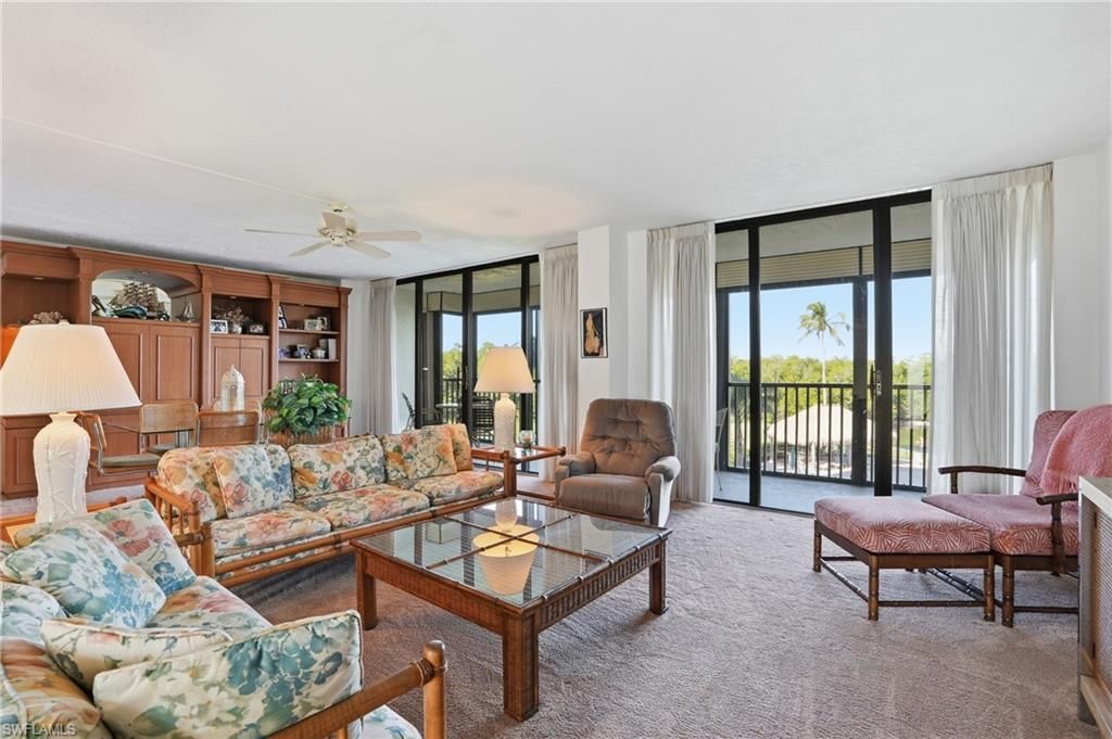 11 Bluebill AVE 203, NAPLES, FL 34108 — photo 5