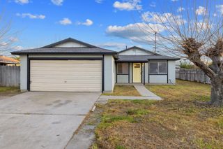 1399 Carla Avenue, Pixley, CA 93256