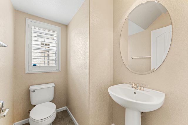 8837 Cortina Cir #68, Roseville, CA 95678