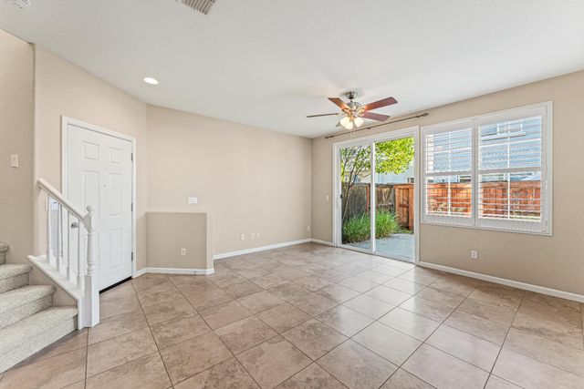 8837 Cortina Cir #68, Roseville, CA 95678