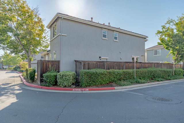 8837 Cortina Cir #68, Roseville, CA 95678