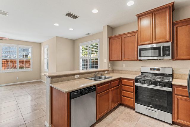 8837 Cortina Cir #68, Roseville, CA 95678