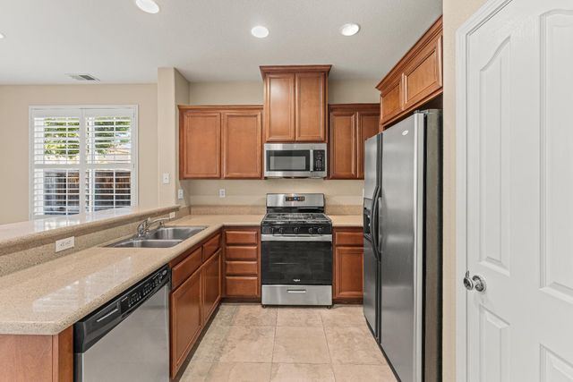 8837 Cortina Cir #68, Roseville, CA 95678