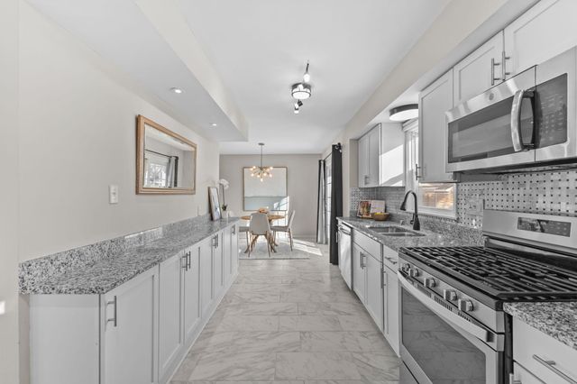 5016 Penn Avenue N, Minneapolis, MN 55430