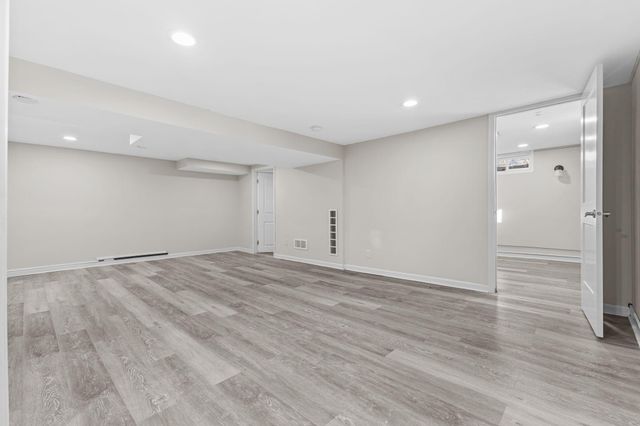 5016 Penn Avenue N, Minneapolis, MN 55430