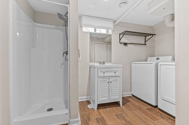 5016 Penn Avenue N, Minneapolis, MN 55430