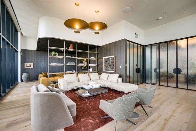 610 Davis ST 1809, Austin, TX 78701