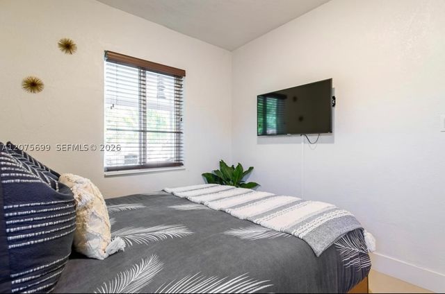 1243 NW 3rd Ave, Fort Lauderdale, FL 33311