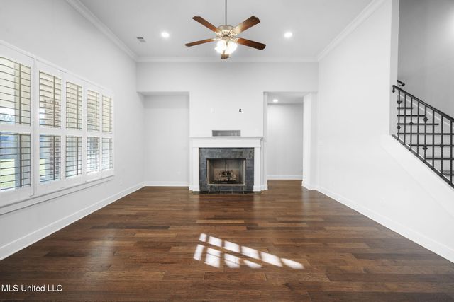 7198 E Harrier Drive, Olive Branch, MS 38654