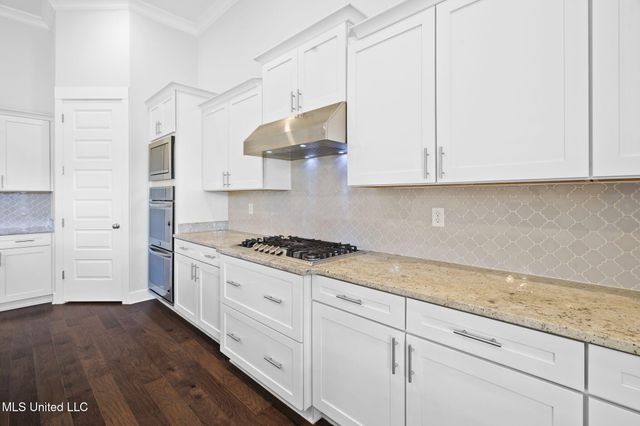 7198 E Harrier Drive, Olive Branch, MS 38654