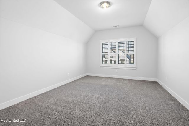 7198 E Harrier Drive, Olive Branch, MS 38654