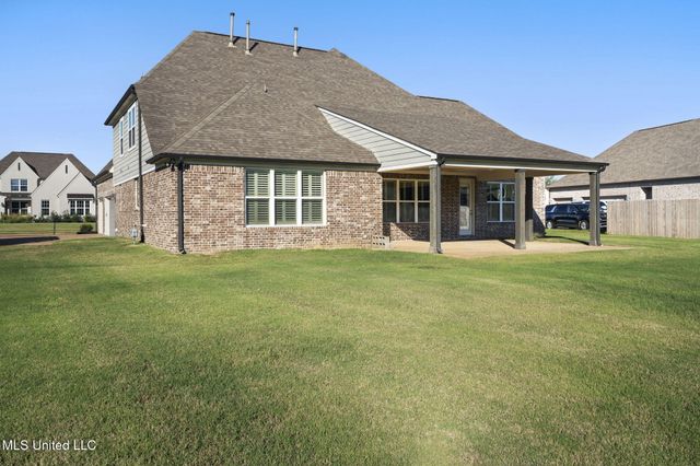 7198 E Harrier Drive, Olive Branch, MS 38654