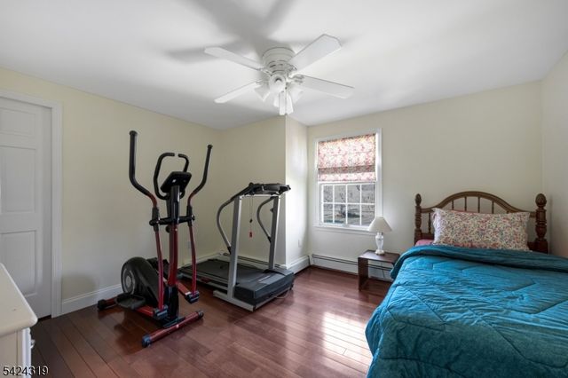 133 N Pleasant Ave, Ridgewood Village, NJ 07450