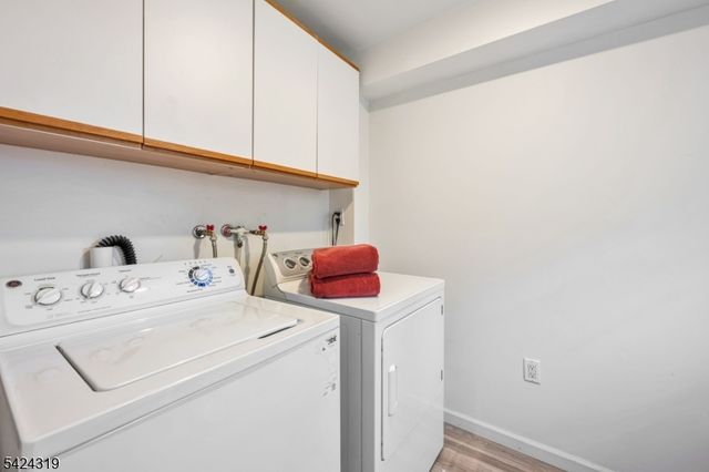 133 N Pleasant Ave, Ridgewood Village, NJ 07450