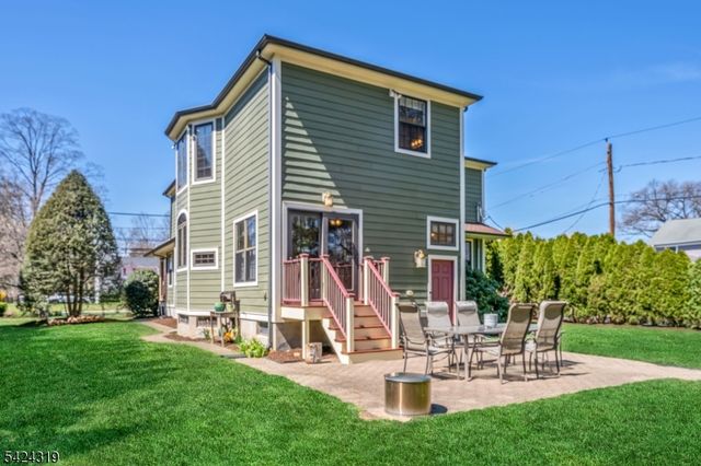 133 N Pleasant Ave, Ridgewood Village, NJ 07450