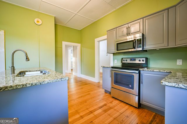 6 N Broad Street, Covington, GA 30014