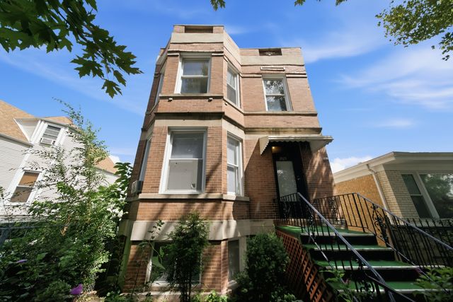 2025 N Lawler Avenue, Chicago, IL 60639