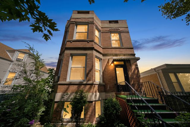2025 N Lawler Avenue, Chicago, IL 60639