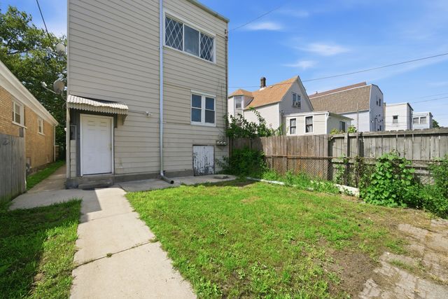 2025 N Lawler Avenue, Chicago, IL 60639